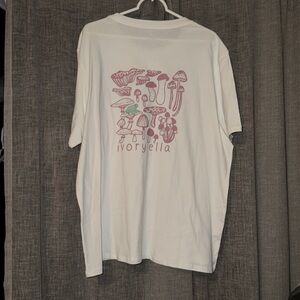 Unisex Ivory Ella Toadstool Tee Size XL